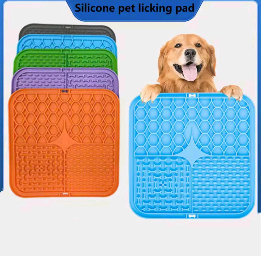 PetNova™ CalmLick™ Silicone Pet Lick Mat – Slow Feeder & Grooming Distraction