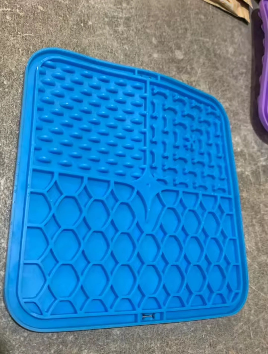 PetNova™ CalmLick™ Silicone Pet Lick Mat – Slow Feeder & Grooming Distraction